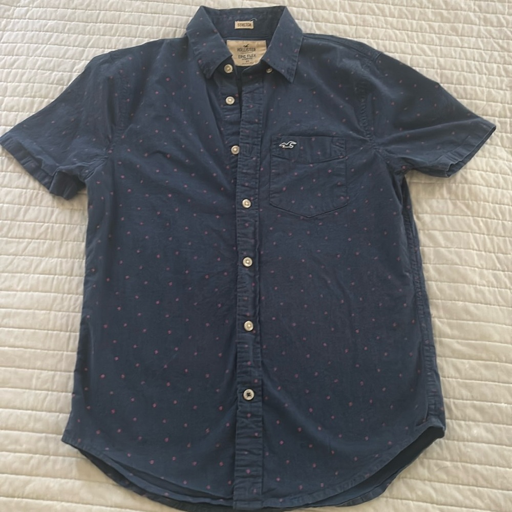 Hollister Epic Flex Short Sleeve Button Down